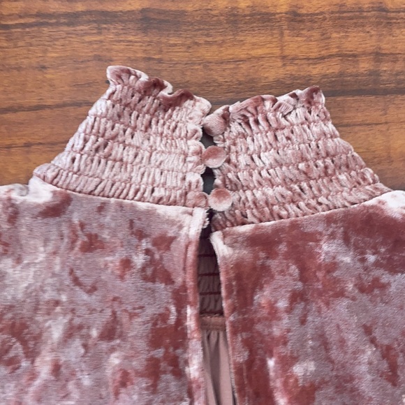 Ali & Jay pink velvet  dress size small - Picture 3 of 4